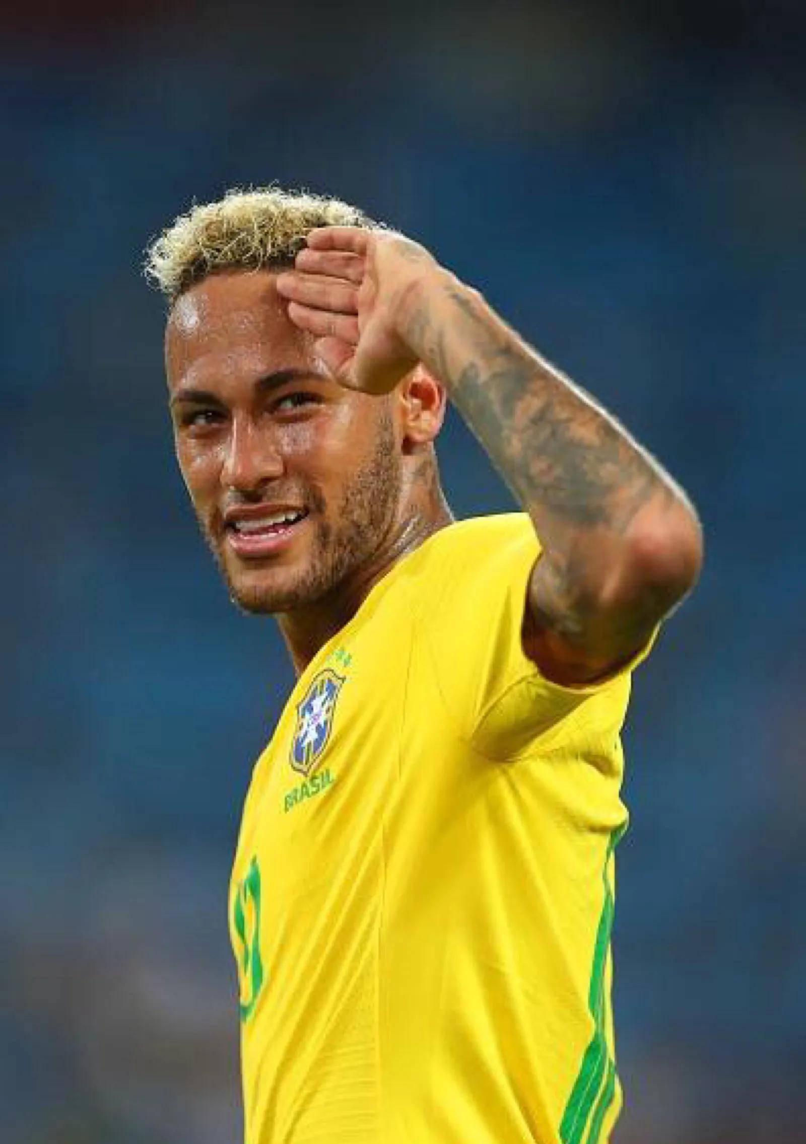 示了他在门 示了他在门