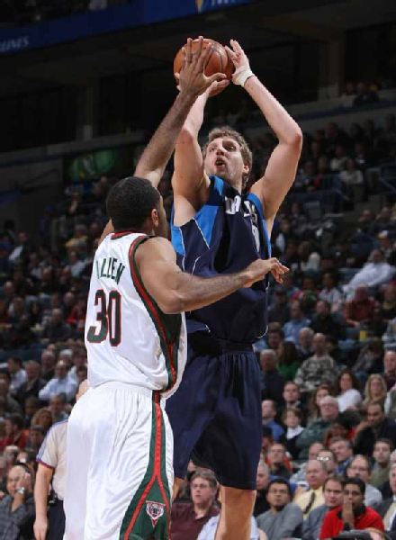 完成致命一 完成致命一